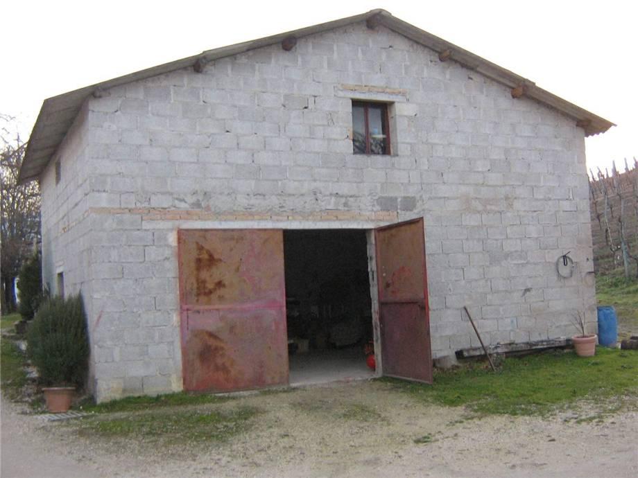 Magazzino in Via Serre Basse, Matelica, {3} - Foto 1