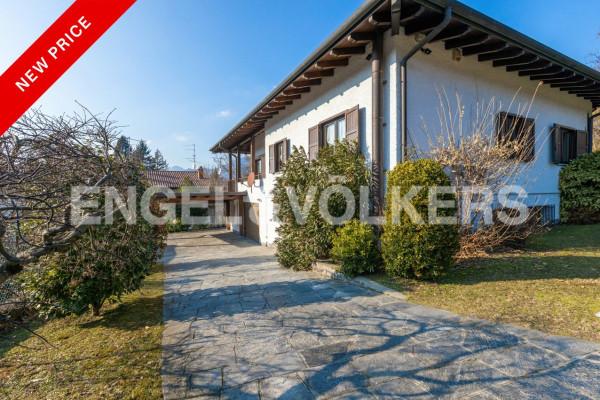 Villa in vendita a Bedero Valcuvia