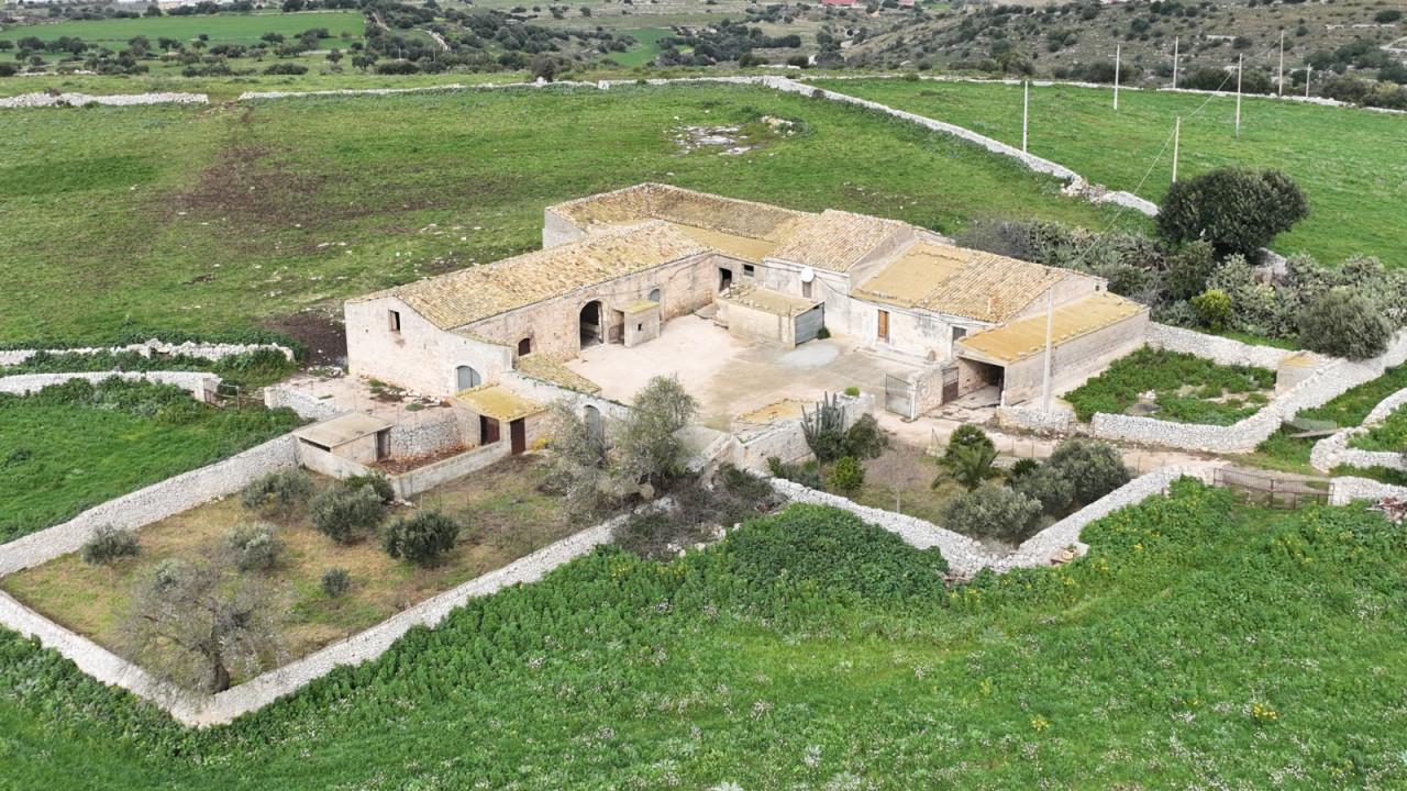 Masseria in vendita a Comiso