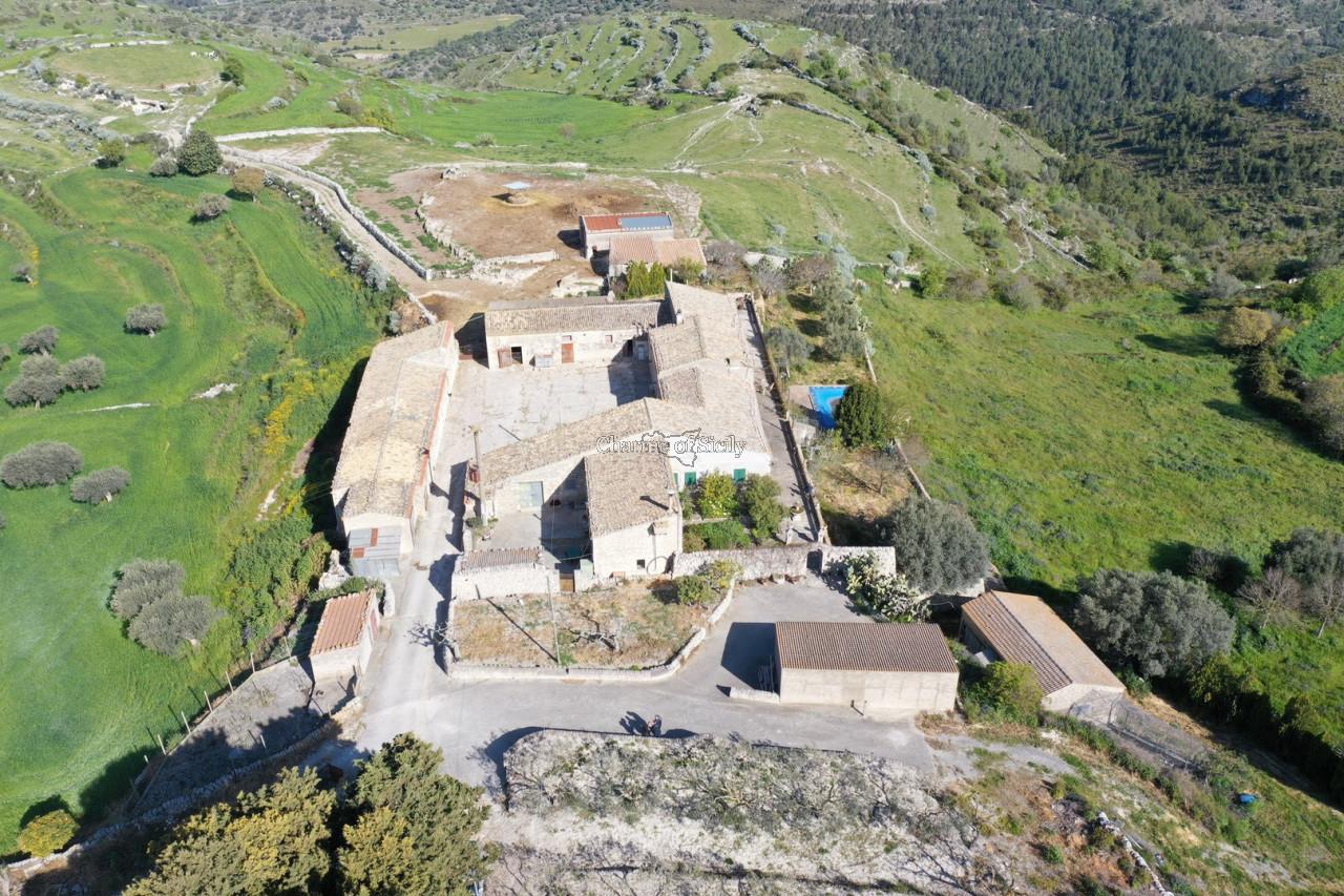 villa in vendita a Ragusa in zona San Giacomo / Bellocozzo