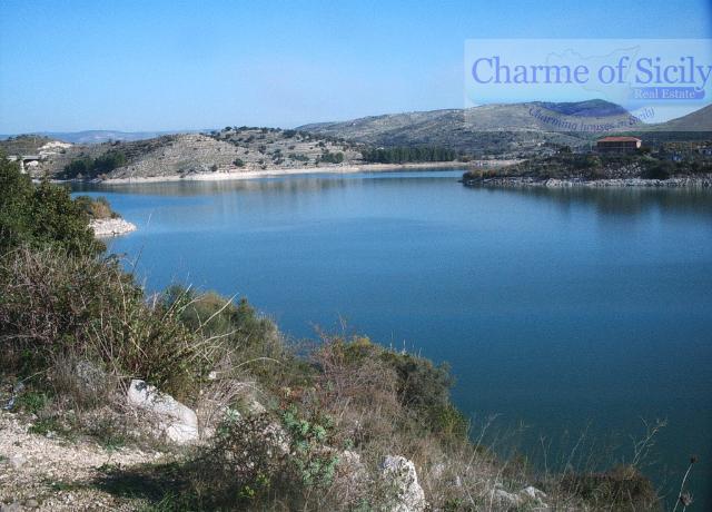 Terreno agricolo in Contrada Rabbuina, Ragusa - Foto 1