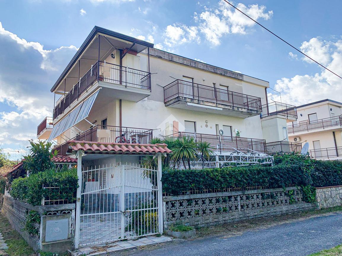 Appartamento in vendita a Nocera Terinese