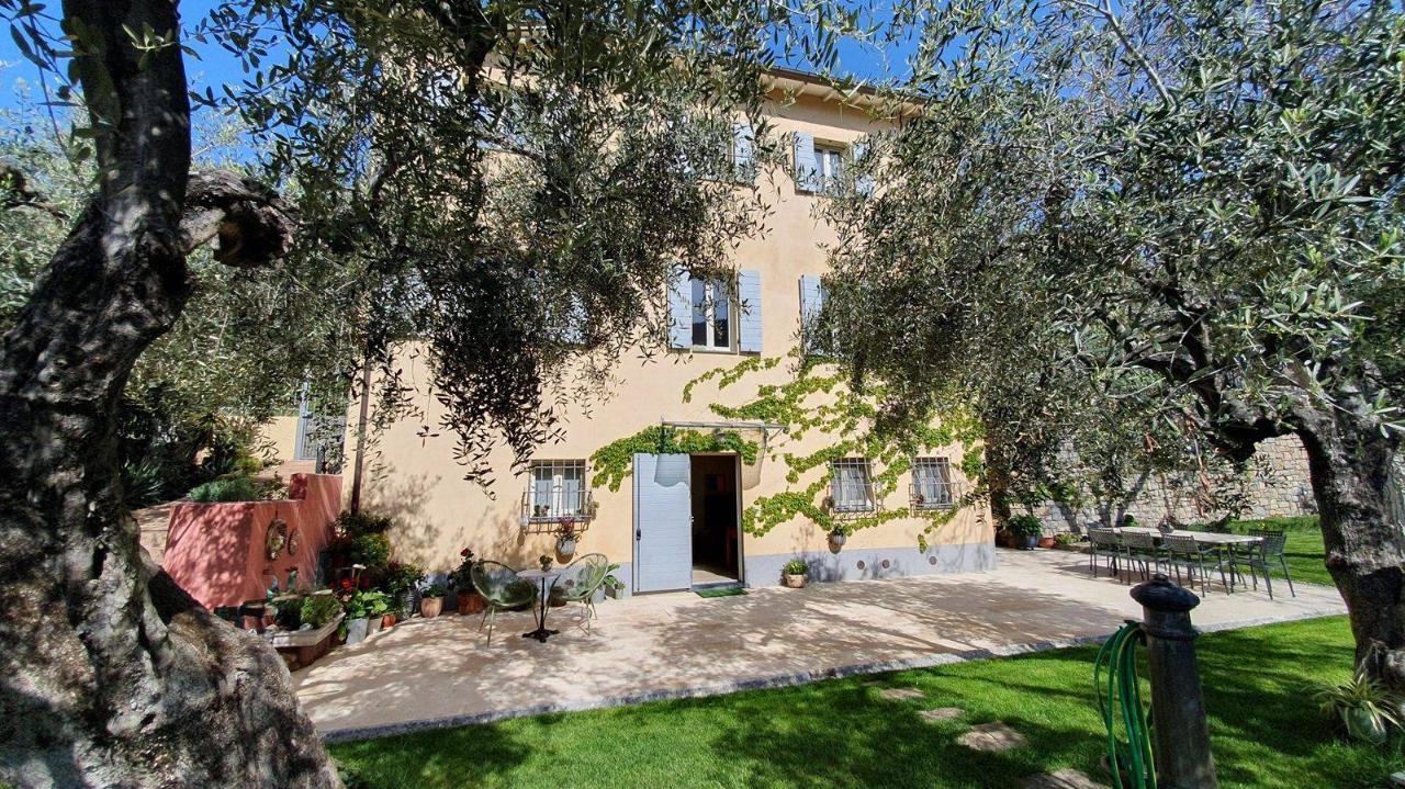 Villa in vendita a Vallebona