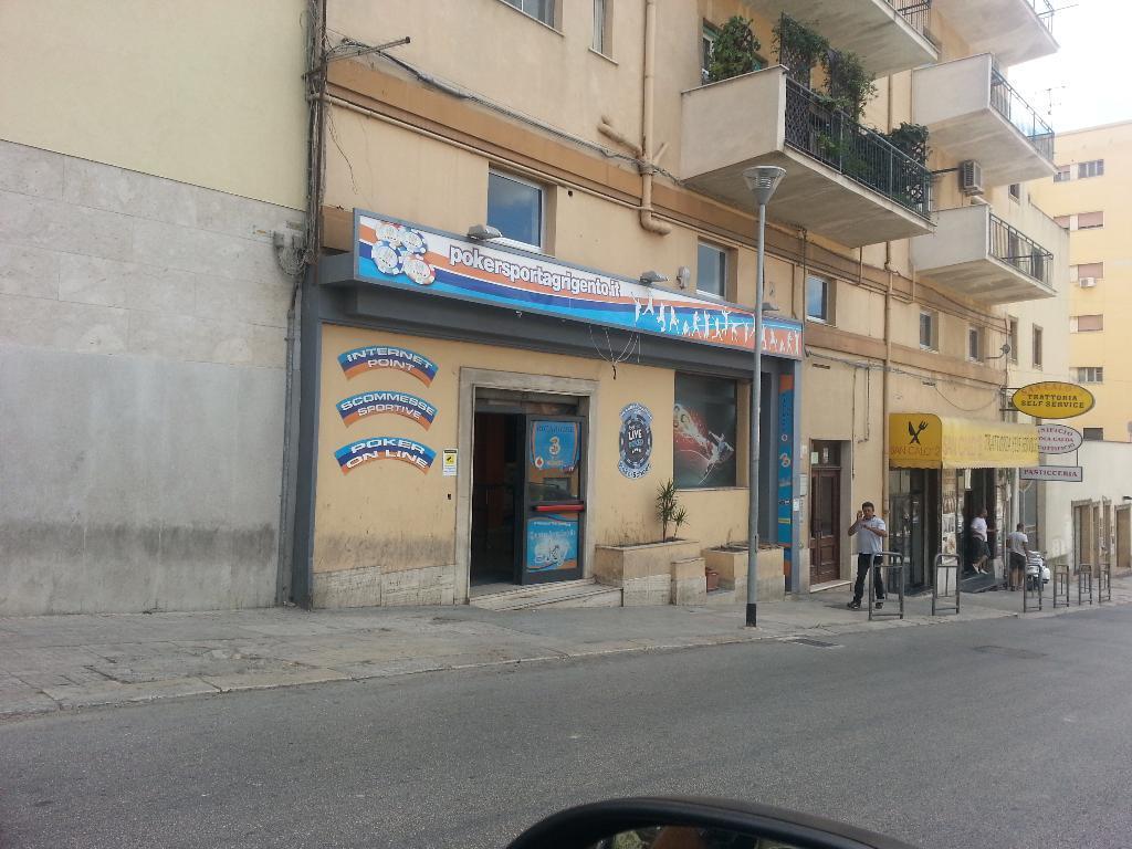 Negozio in Via Cicerone, Agrigento, {3} - Foto 2