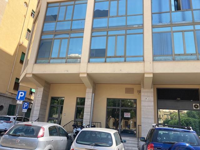 Ufficio in Piazza Vittorio Emanuele 33, Agrigento, {3} - Foto 1