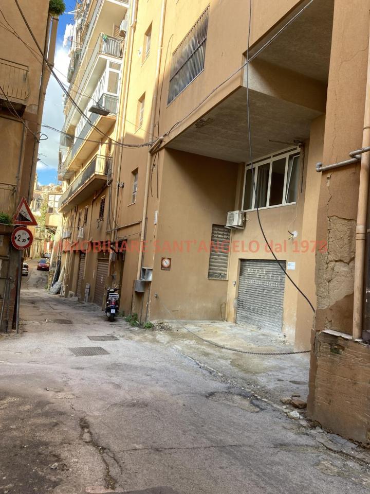 Negozio in Via Atenea, Agrigento - Foto 1