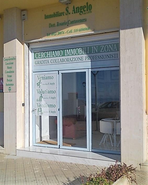 Negozio in Viale della Vittoria 247, Agrigento, {3} - Foto 1