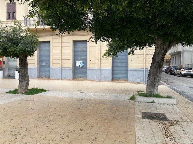 Negozio in Viale della Vittoria 33, Agrigento, {3} - Foto 1