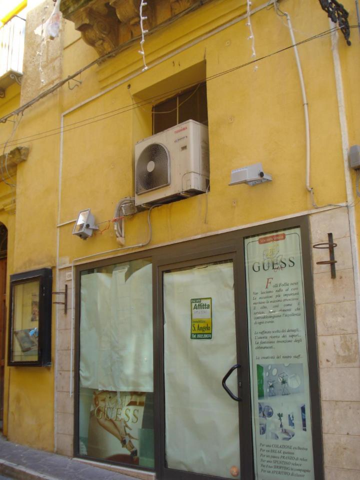 Negozio in Via Atenea 158, Agrigento, {3} - Foto 2