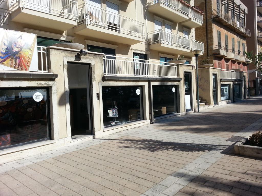 Negozio in Viale della Vittoria 201, Agrigento, {3} - Foto 1