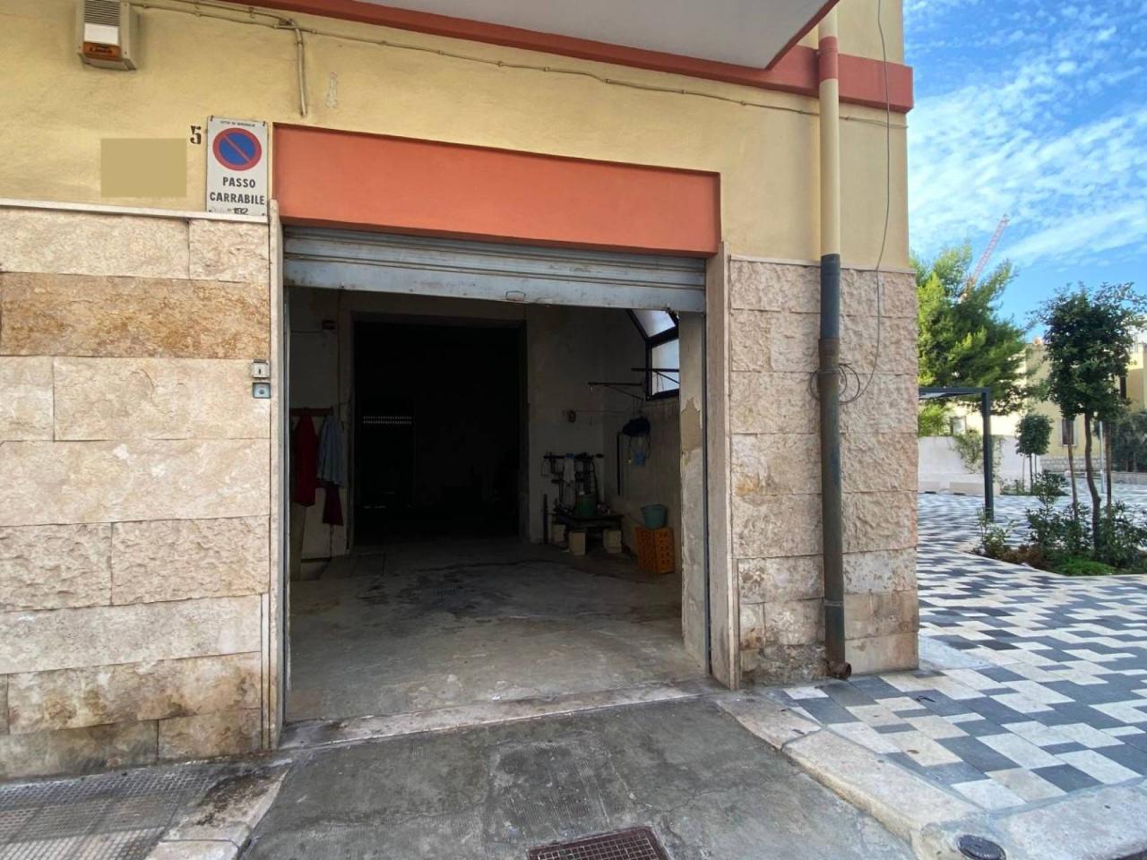 Magazzino in Via Santa Caterina da Siena, Bisceglie, {3} - Foto 1