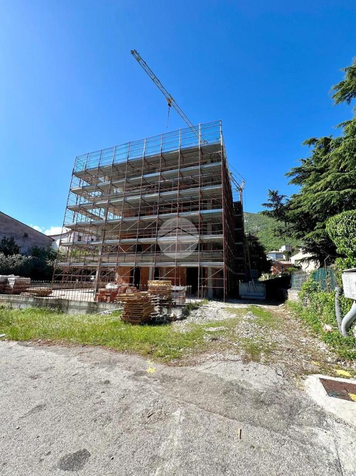 Appartamento in vendita a Caprino Veronese