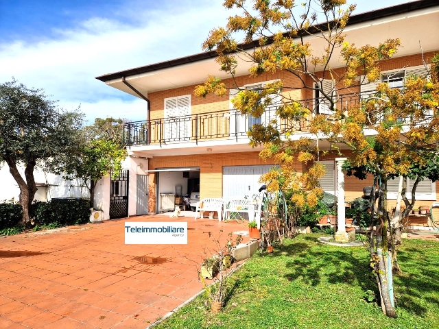 Terraced house in {3}, Terza Strada Macchia di Piano 149 - Photo 1