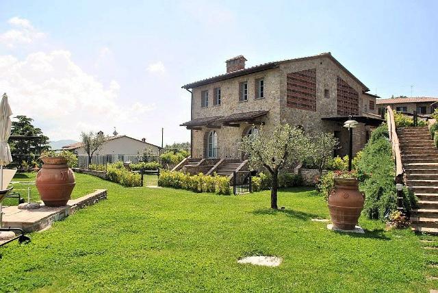 Country house or cottage, Chianni - Photo 1