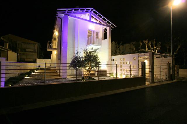 Mansion in Via dei Platani, Camaiore - Photo 1