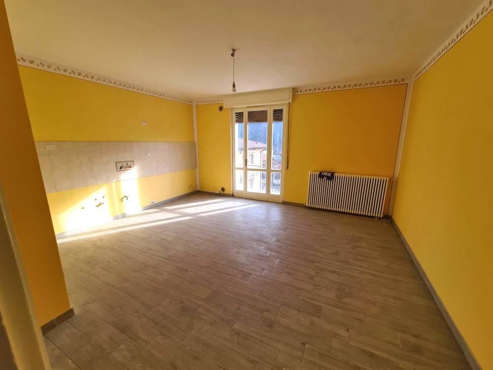 Appartamento in vendita a Vertova