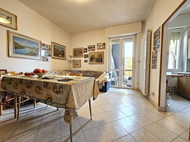 2-room flat in Via 24 Maggio, Gazzaniga - Photo 1