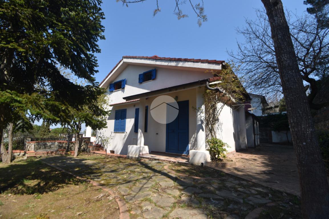 Villa in vendita a Laureana Cilento