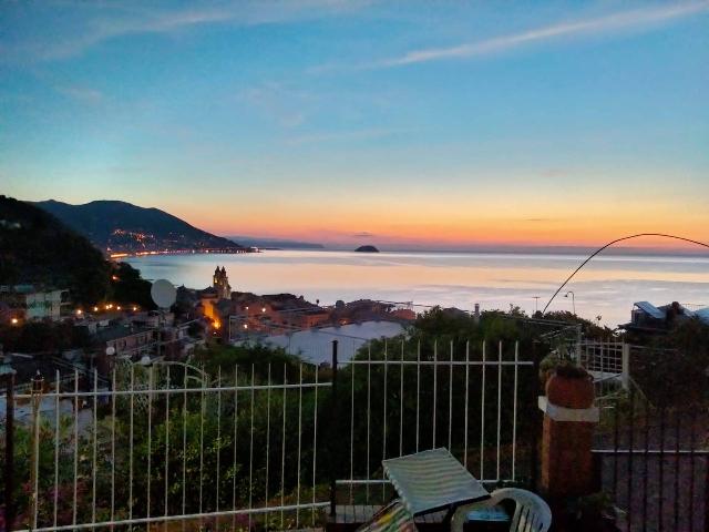 2-room flat in Via Castello Romano, Laigueglia - Photo 1