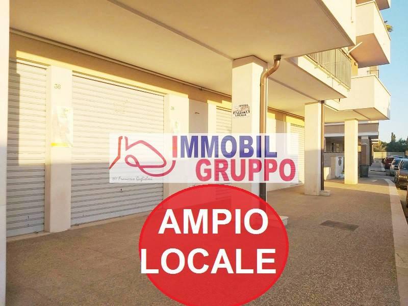 Negozio in Via Benedetto Croce, Andria, {3} - Foto 1