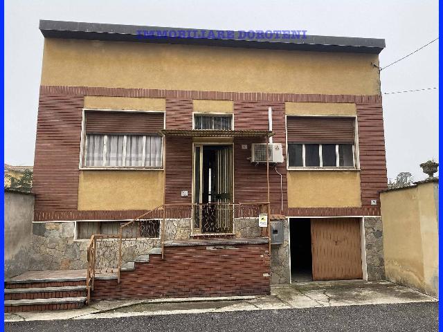 Terraced house in Via Galileo Ferraris 4, Caresana - Photo 1