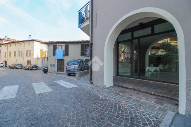 Negozio in Via Marchesini 19, Manerba del Garda - Foto 1