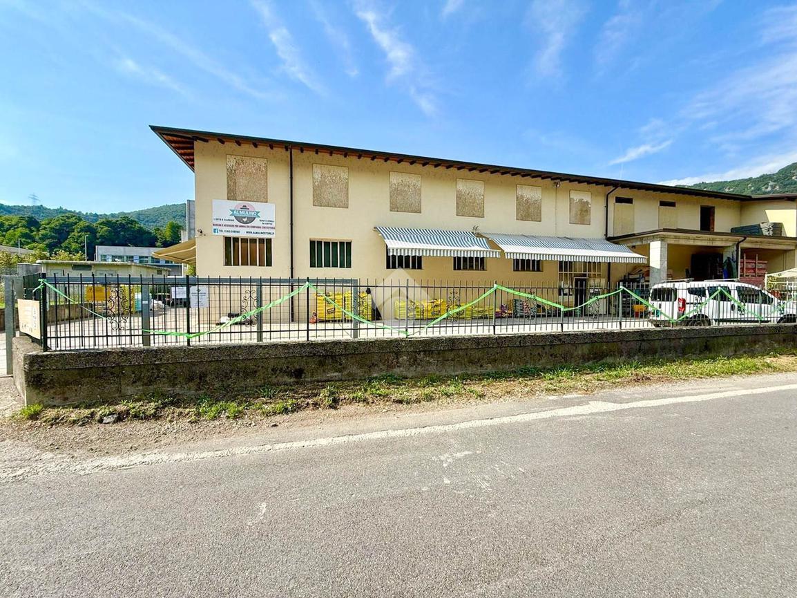 Negozio in Via Comunale 62, Vobarno, {3} - Foto 1