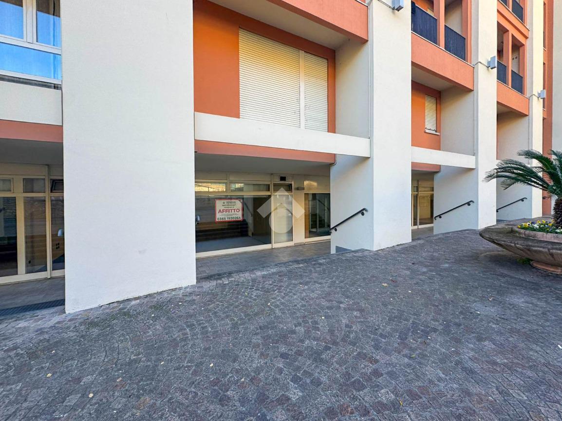 Negozio in Via Brunati, Salo', {3} - Foto 1