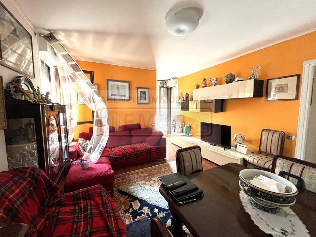 3-room flat in {3}, Via Ronzinella - Photo 1