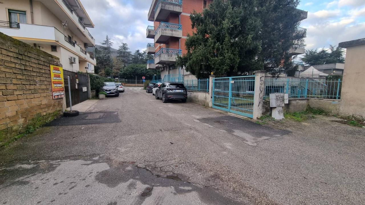 Magazzino in Via Fontana Bracchi, Colleferro, {3} - Foto 2