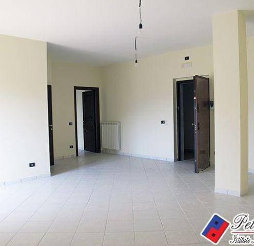 3-room flat in Via Appia Lato Itri 35, Fondi - Photo 1