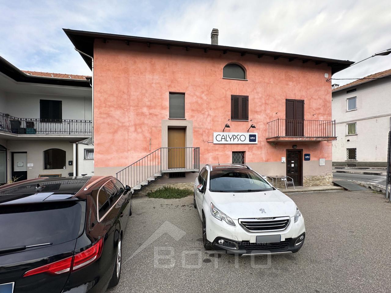 Immobile residenziale in vendita a Serravalle Sesia