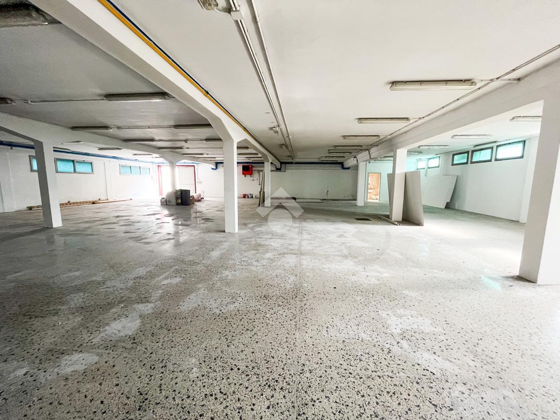 Magazzino in Via Via Cavazzoni 1, Tezze sul Brenta - Foto 1