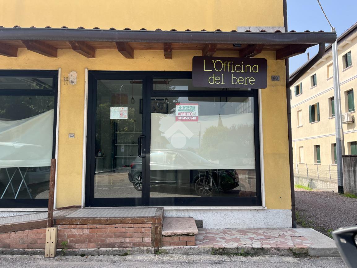 Negozio in Via Tiziano Vecellio 2, Rosa', {3} - Foto 1