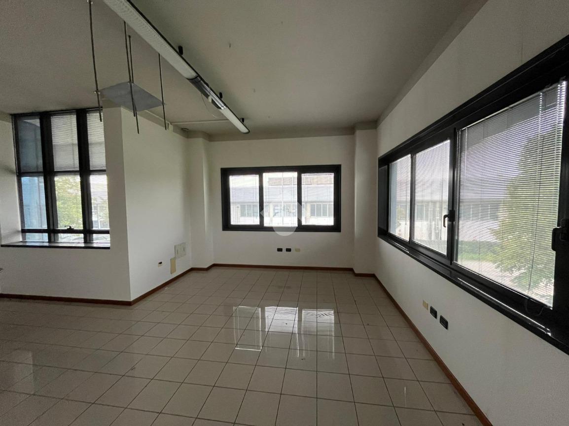 Ufficio in Viale della Repubblica 27, Sandrigo, {3} - Foto 2