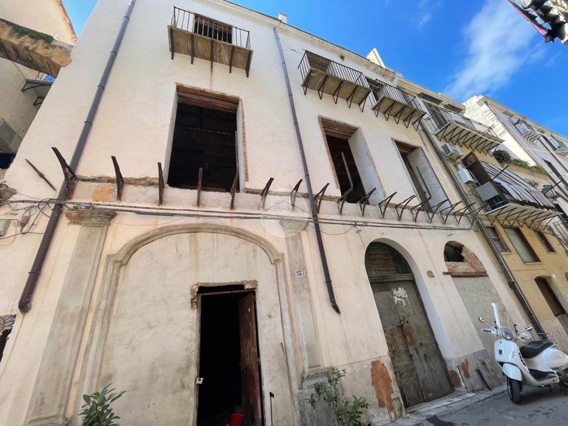 Palazzo in Via Porta di Castro 161, Palermo - Foto 1