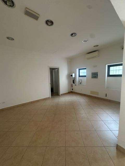 Negozio in , Oderzo, {3} - Foto 2