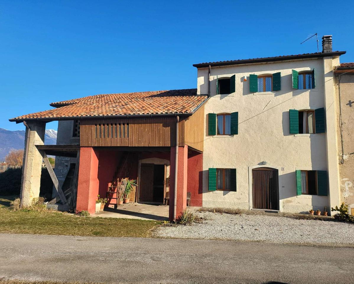 Porzione di casa in vendita a Vittorio Veneto