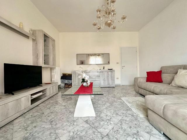 3-room flat in Via Michele Calia Sulmone 7, Bitonto - Photo 1