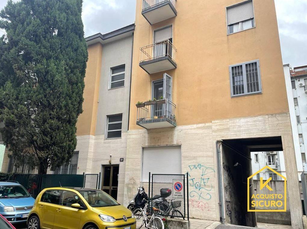Magazzino in Via Druso, Milano - Foto 1