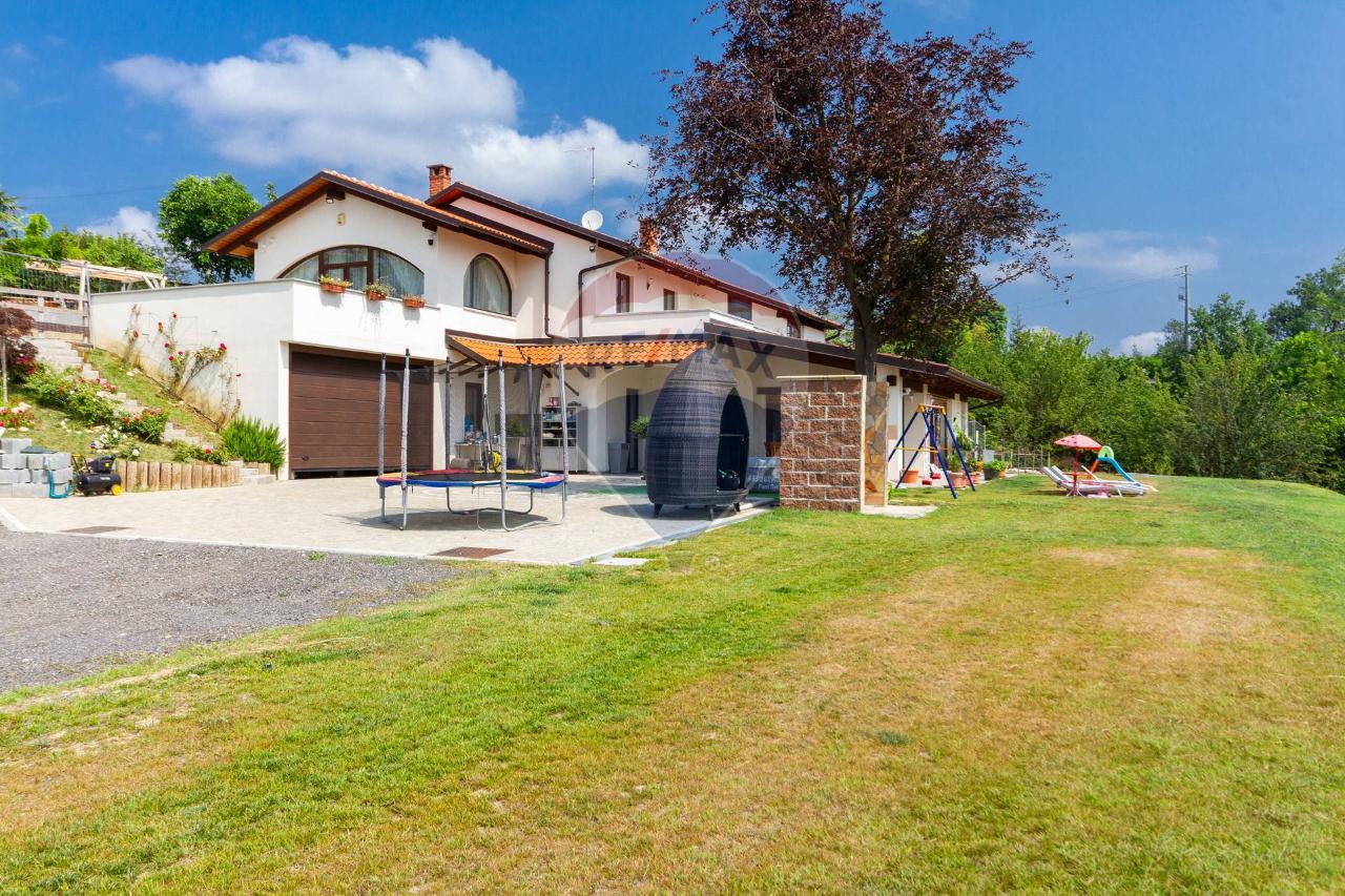 Villa in vendita a Valfenera