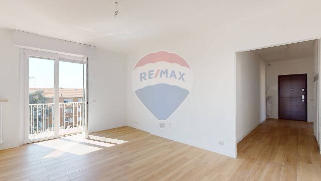 3-room flat in Piazza Kennedy 9, Magenta - Photo 1