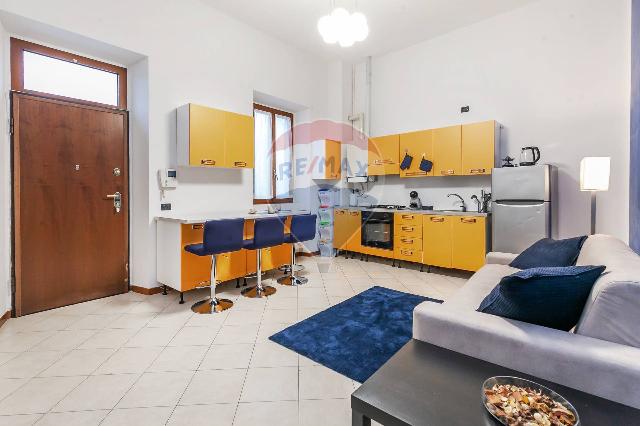 2-room flat in Via Federico Borromeo 19, Rho - Photo 1