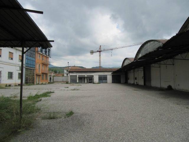 Industrial shed in {3}, Via Valle di Pruviniano - Photo 1