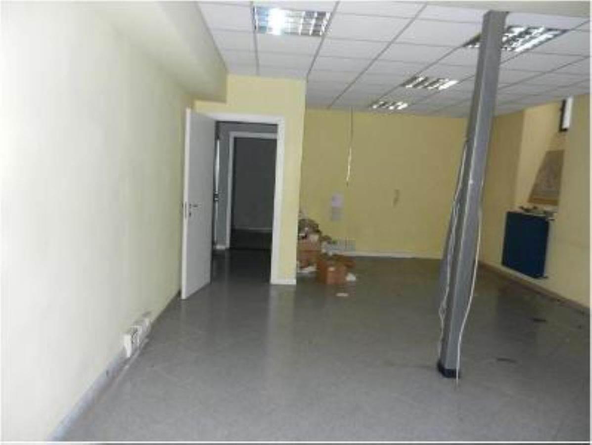 Magazzino in Via Garigliano, Milano, {3} - Foto 1