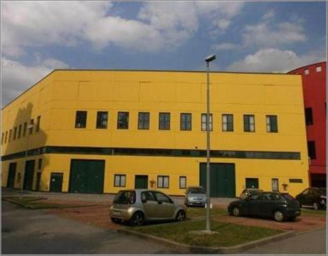 Magazzino in Via Torino, Cernusco Sul Naviglio, {3} - Foto 1