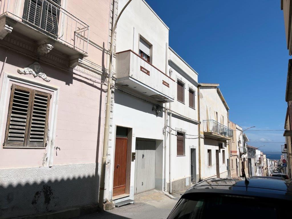 Appartamento in vendita a Calasetta