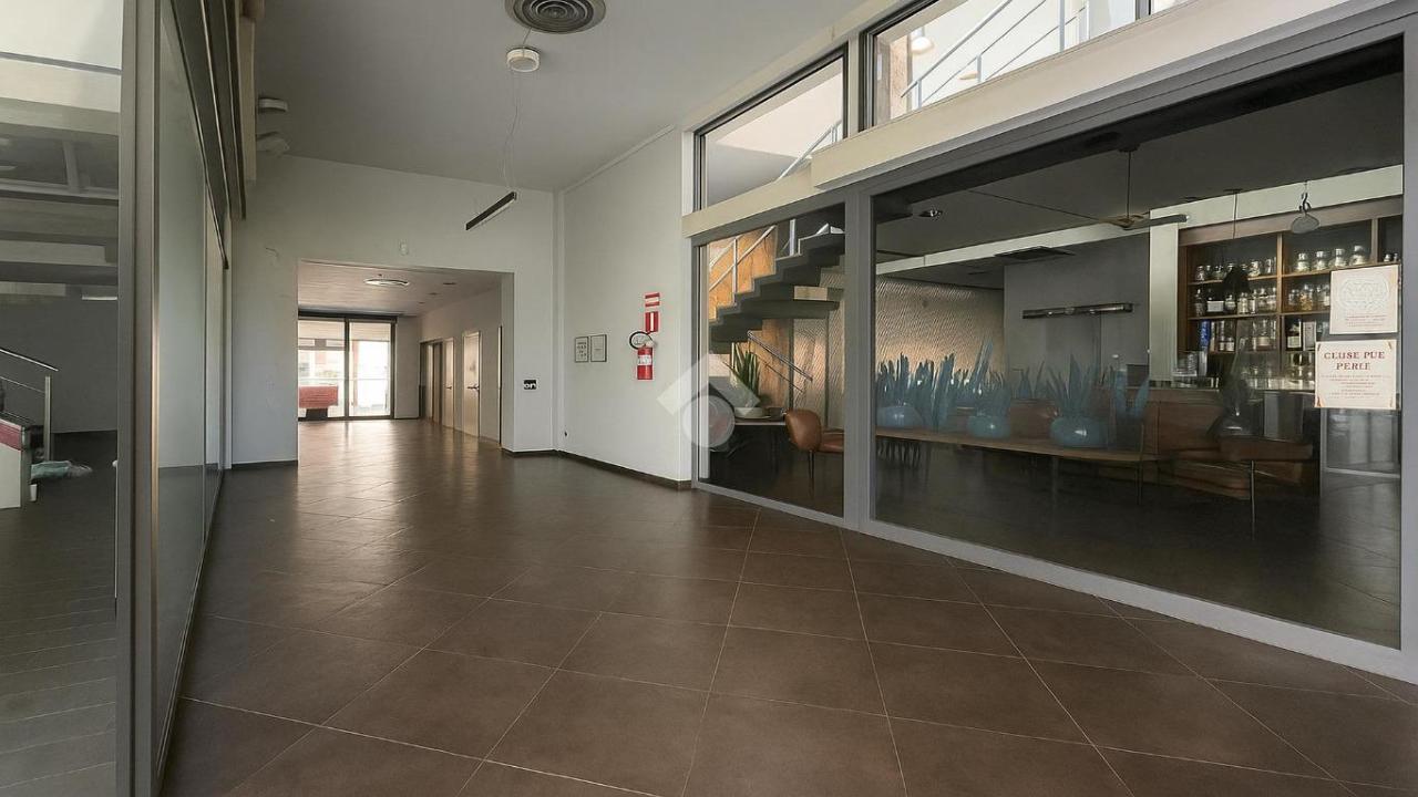 Palazzina commerciale in Corso Romualdo Marenco, Novi Ligure, {3} - Foto 2