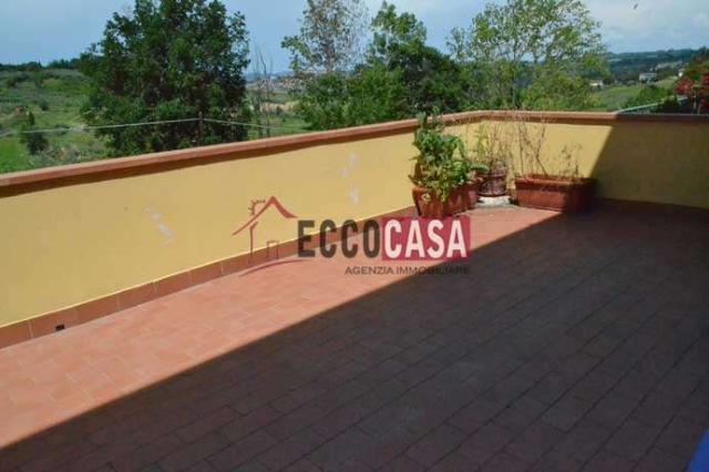 4-room flat, Terricciola - Photo 1