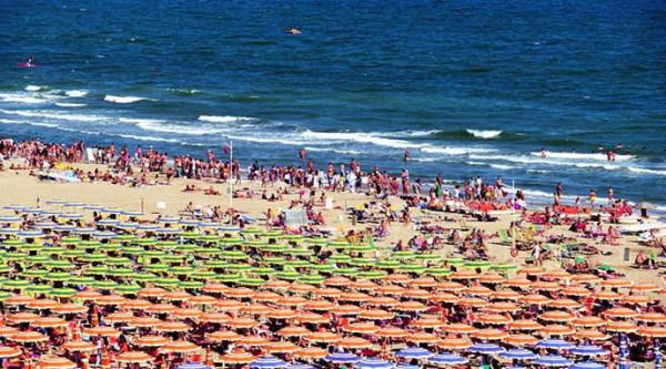 Stabilimento balneare in , Rimini, {3} - Foto 1
